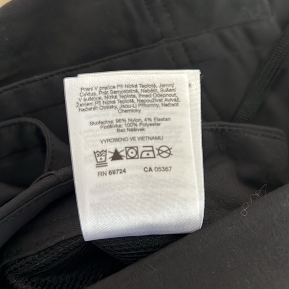 Columbia Black Pants Size 6 Short - Picture 8 of 8